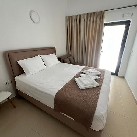 Sun'S Suites Asprovalta Bagian luar foto