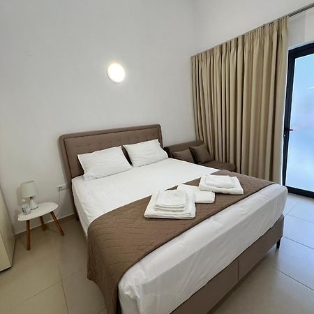 Sun'S Suites Asprovalta Bagian luar foto