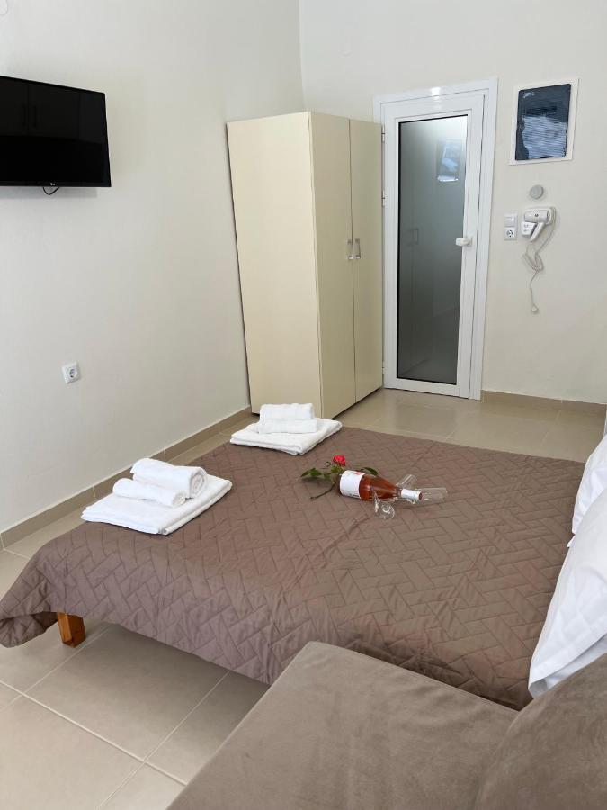 Sun'S Suites Asprovalta Bagian luar foto